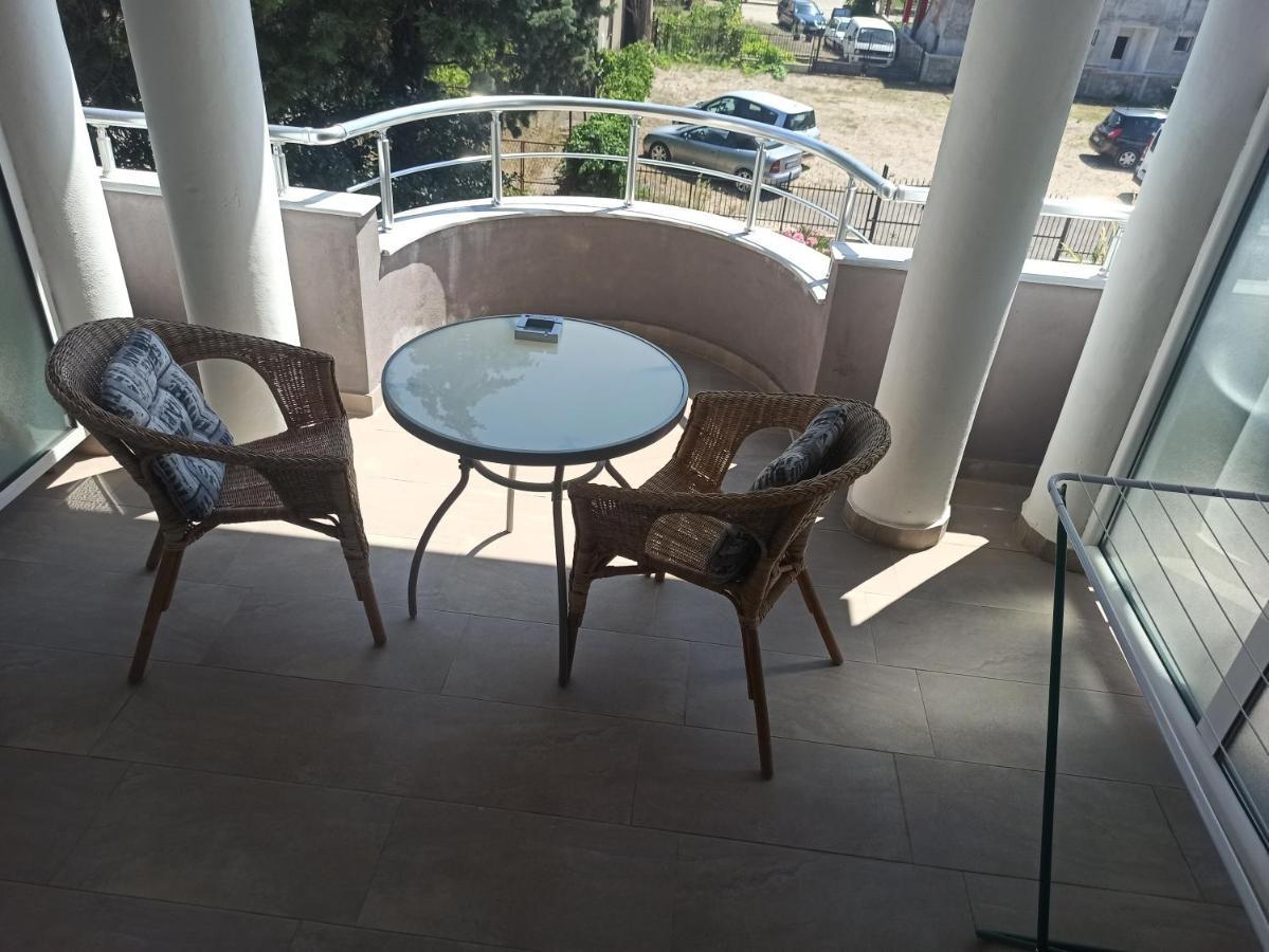 Apartment'S Meti Ulcinj Esterno foto