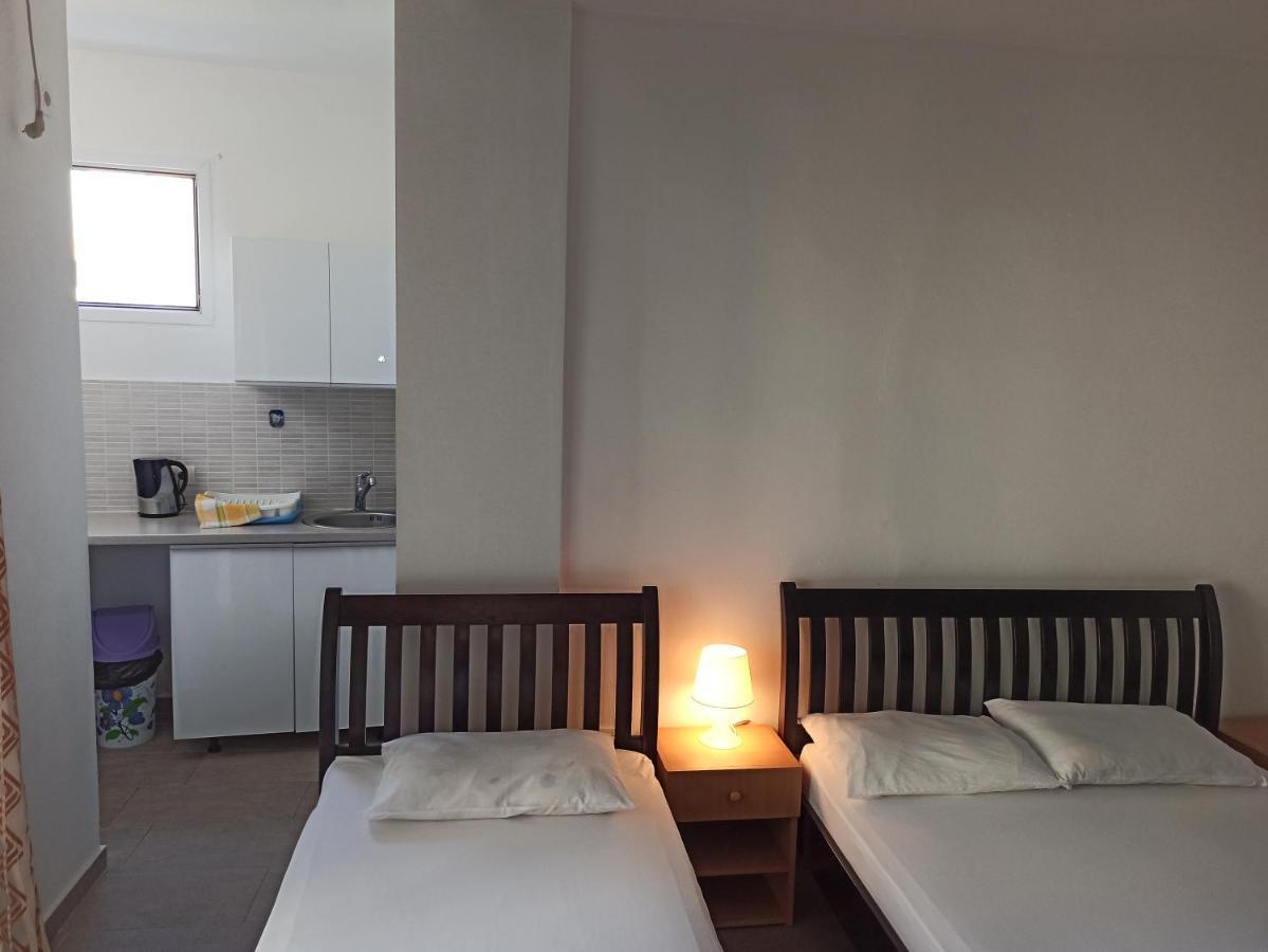 Apartment'S Meti Ulcinj Esterno foto