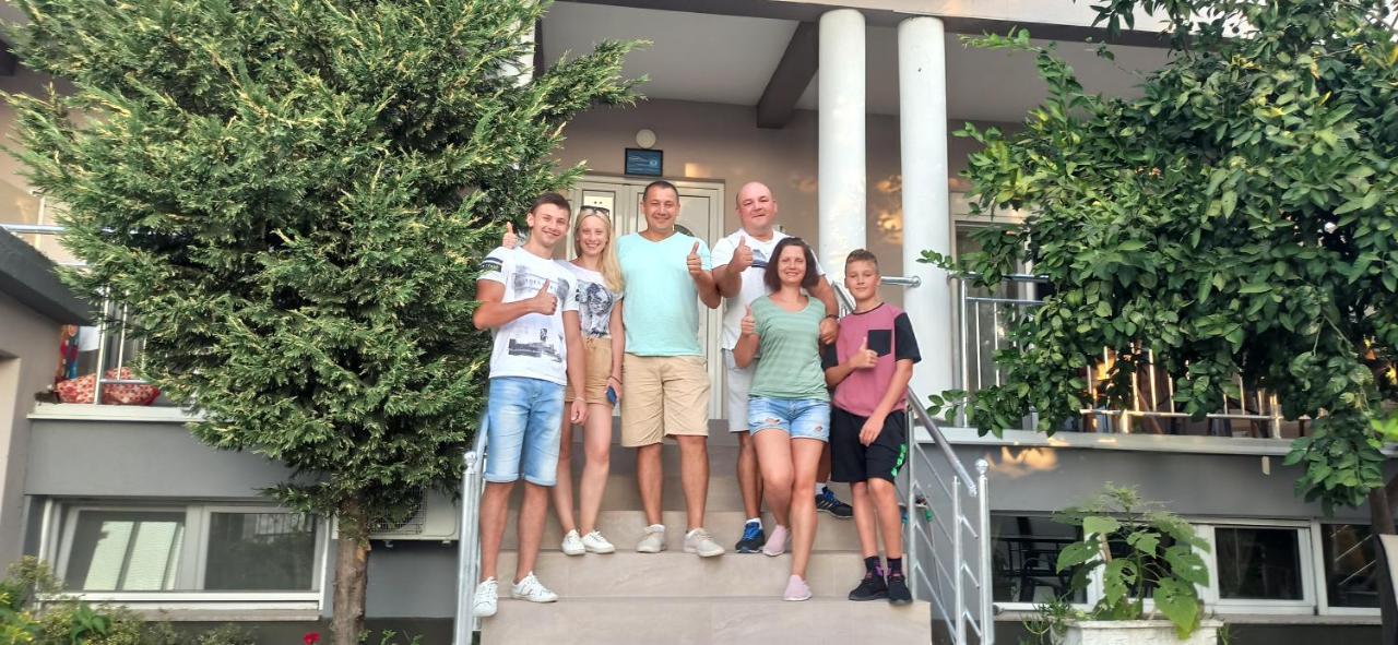 Apartment'S Meti Ulcinj Esterno foto